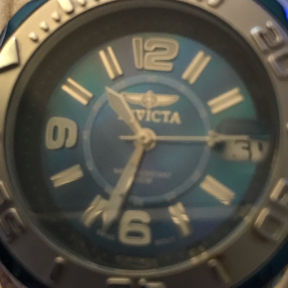 Invicta Women’s Pro Diver Watch - Picture 11 of 13